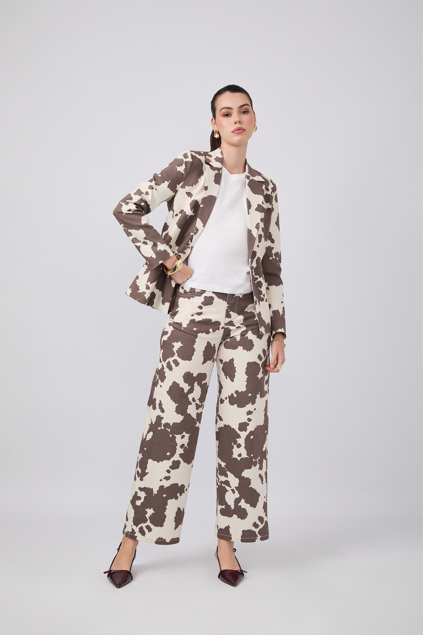 PANTALÓN SAVANNAH PALAZZO A LA CINTURA COW PRINT MARRÓN