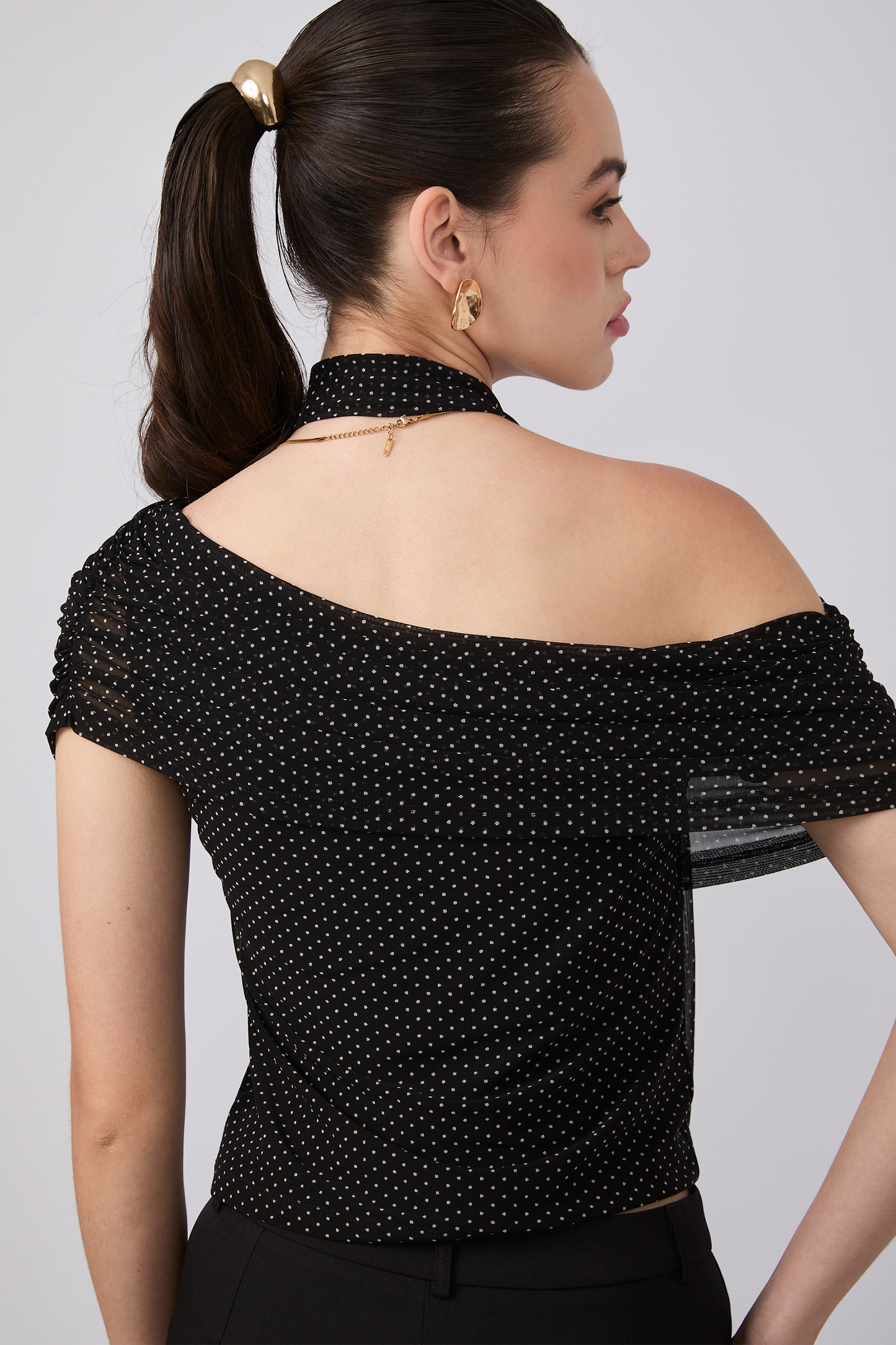TOP LUNA EN TULL CON CHALINA EXTRA PRINT LUNARES