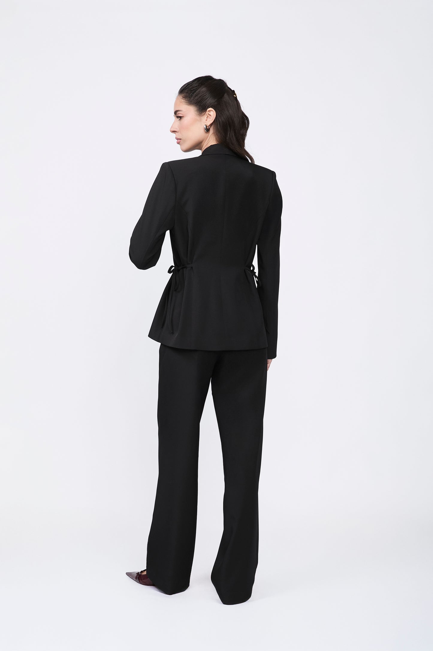Blazer Sienna con solapa y amarre cintura negro