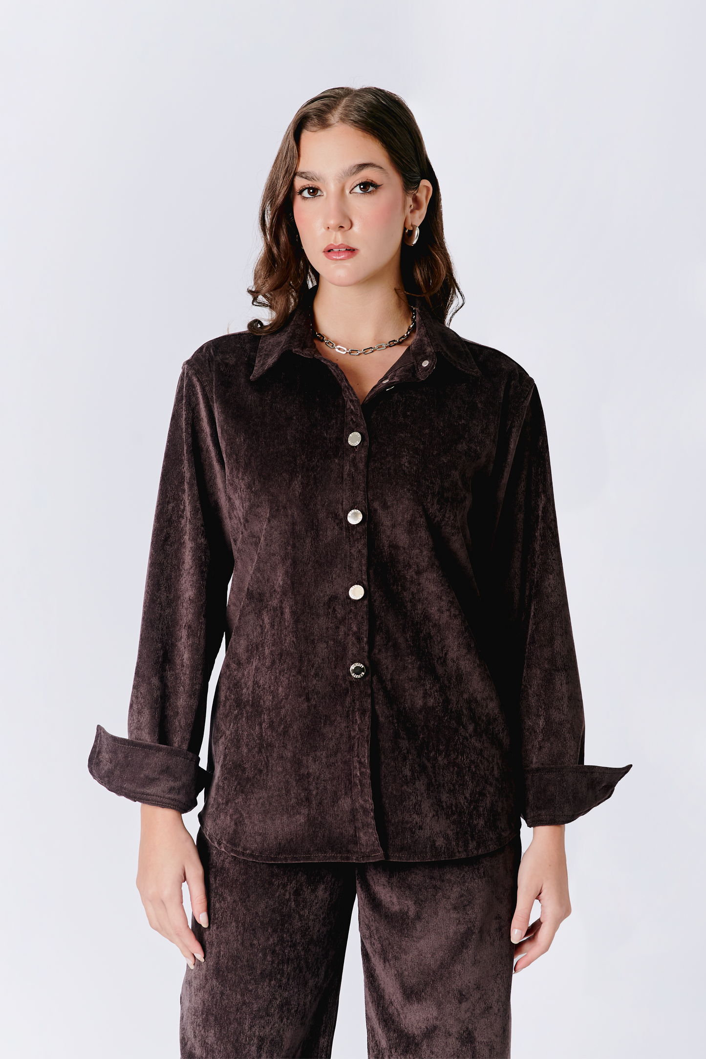 CAMISA THAIS DE CORDUROY MANGA LARGA MARRÓN