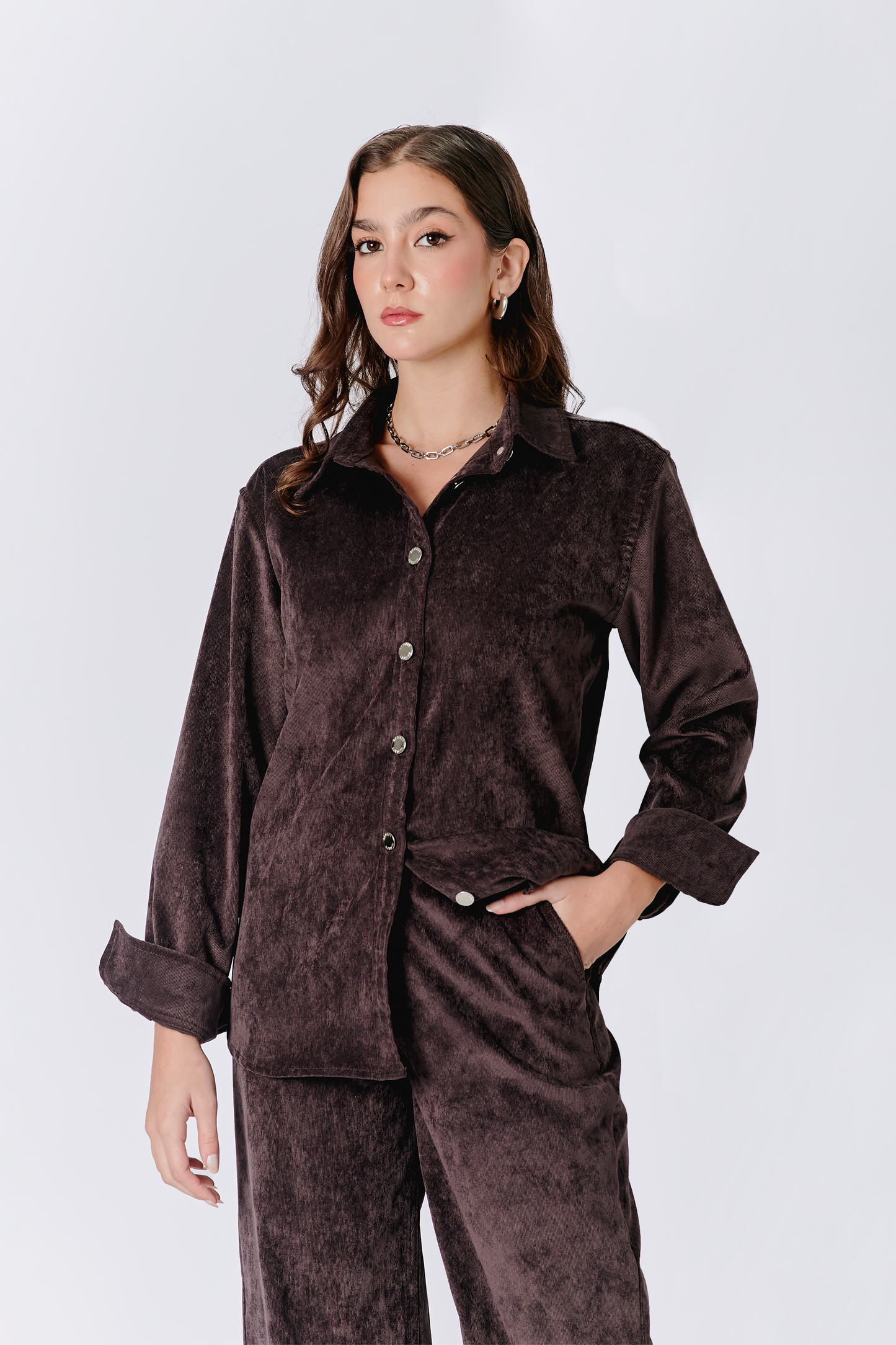 CAMISA THAIS DE CORDUROY MANGA LARGA MARRÓN