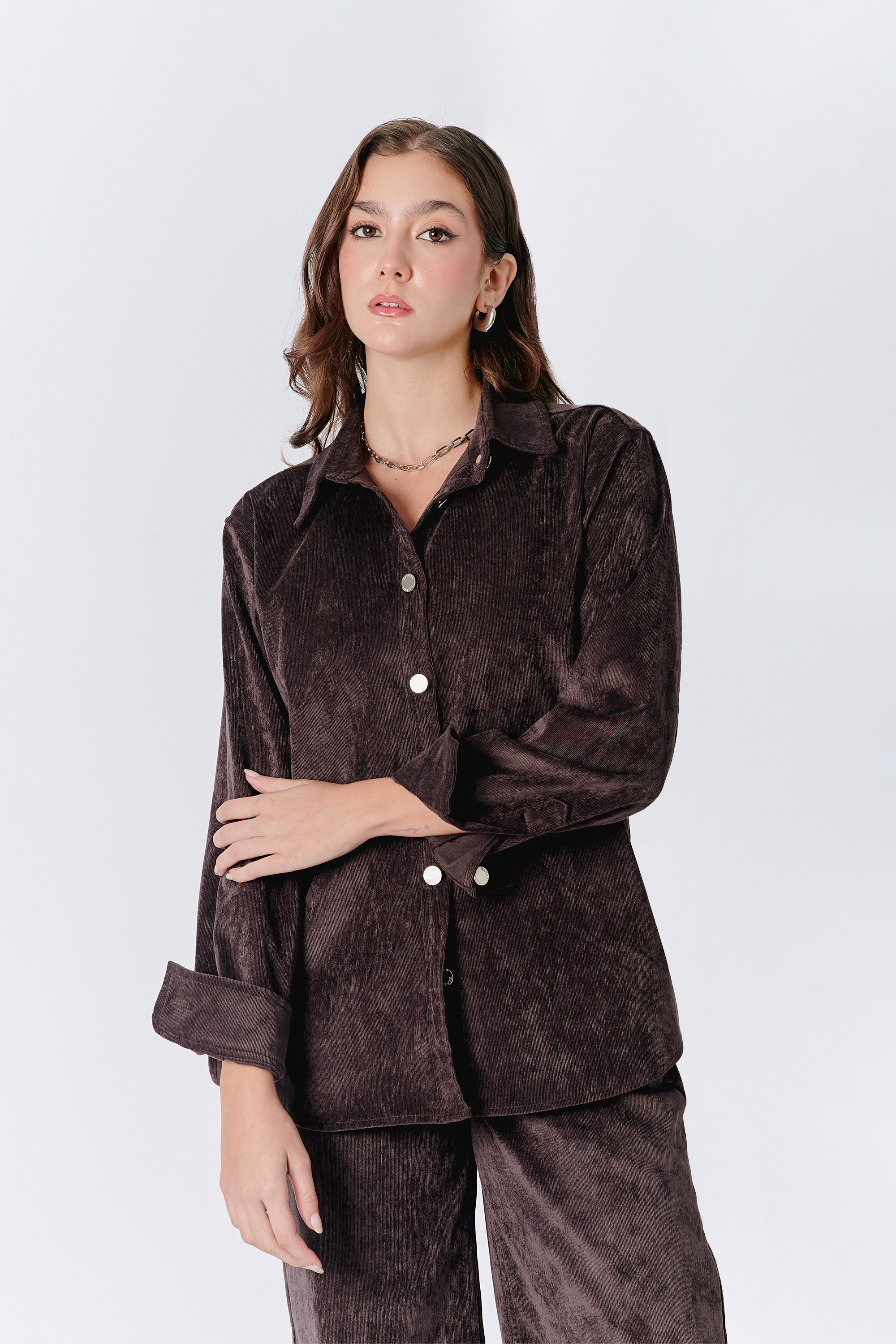 CAMISA THAIS DE CORDUROY MANGA LARGA MARRÓN