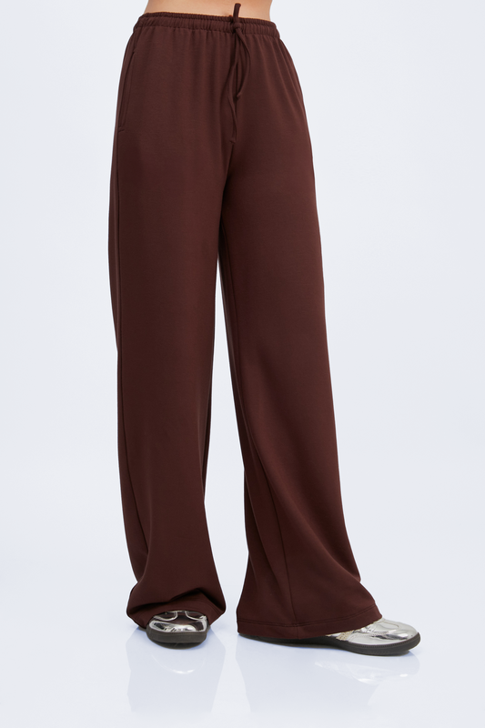 PANTALÓN A LA CINTURA LOURDES CON BOLSILLO MARRÓN