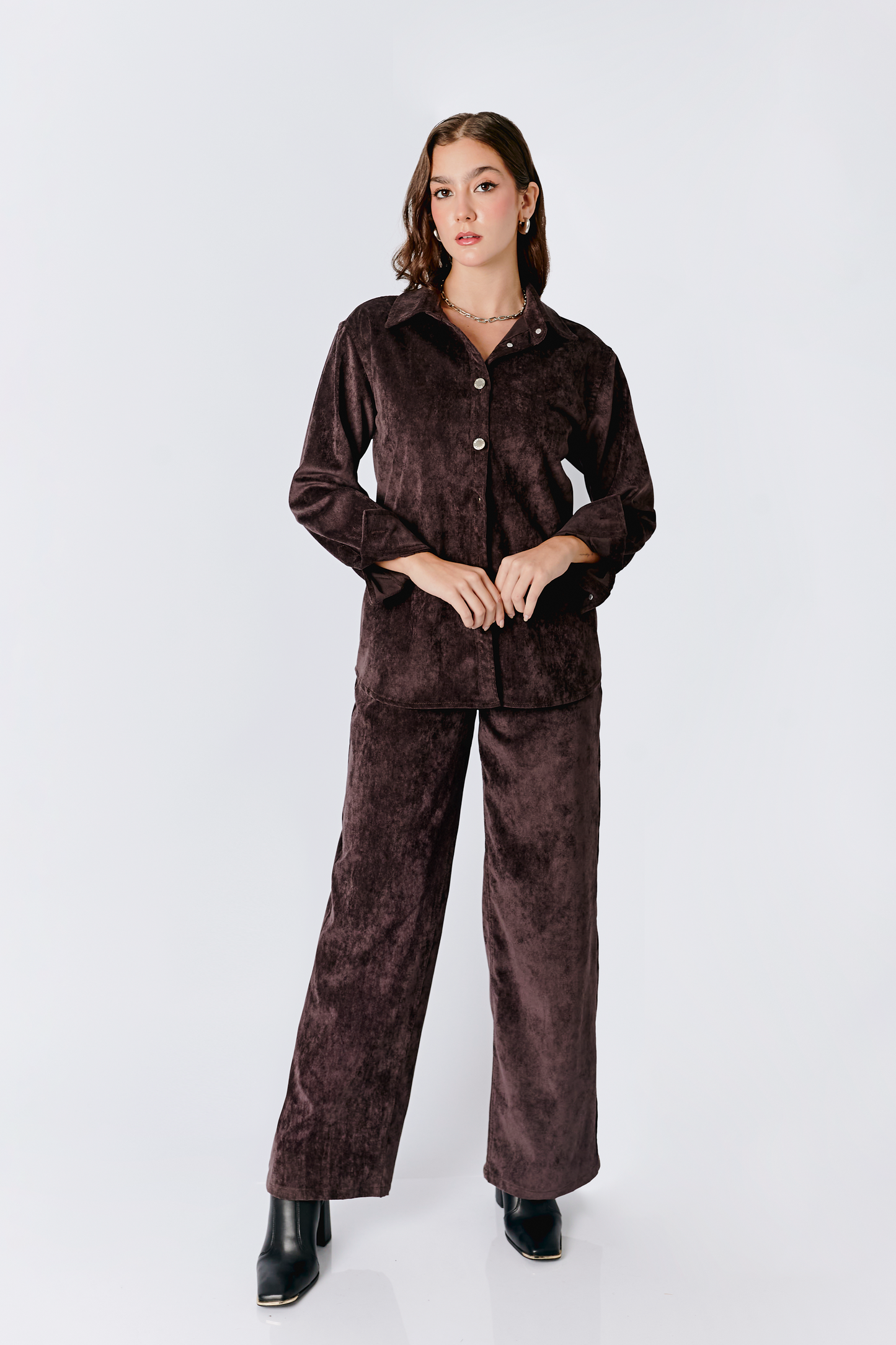 PANTALON A LA CINTURA RECTO THAIS MARRÓN