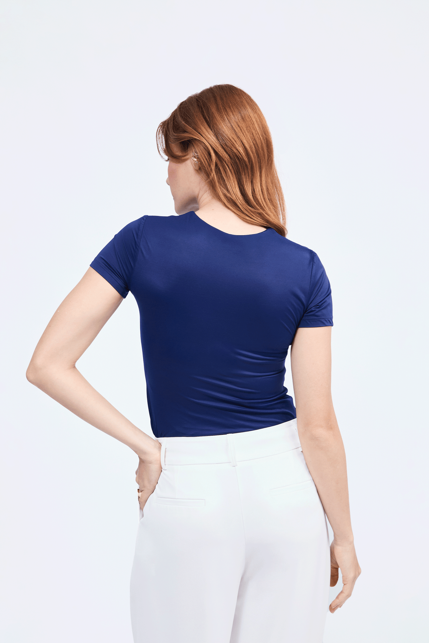 Polo Tess cuello redondo con manga corta azul