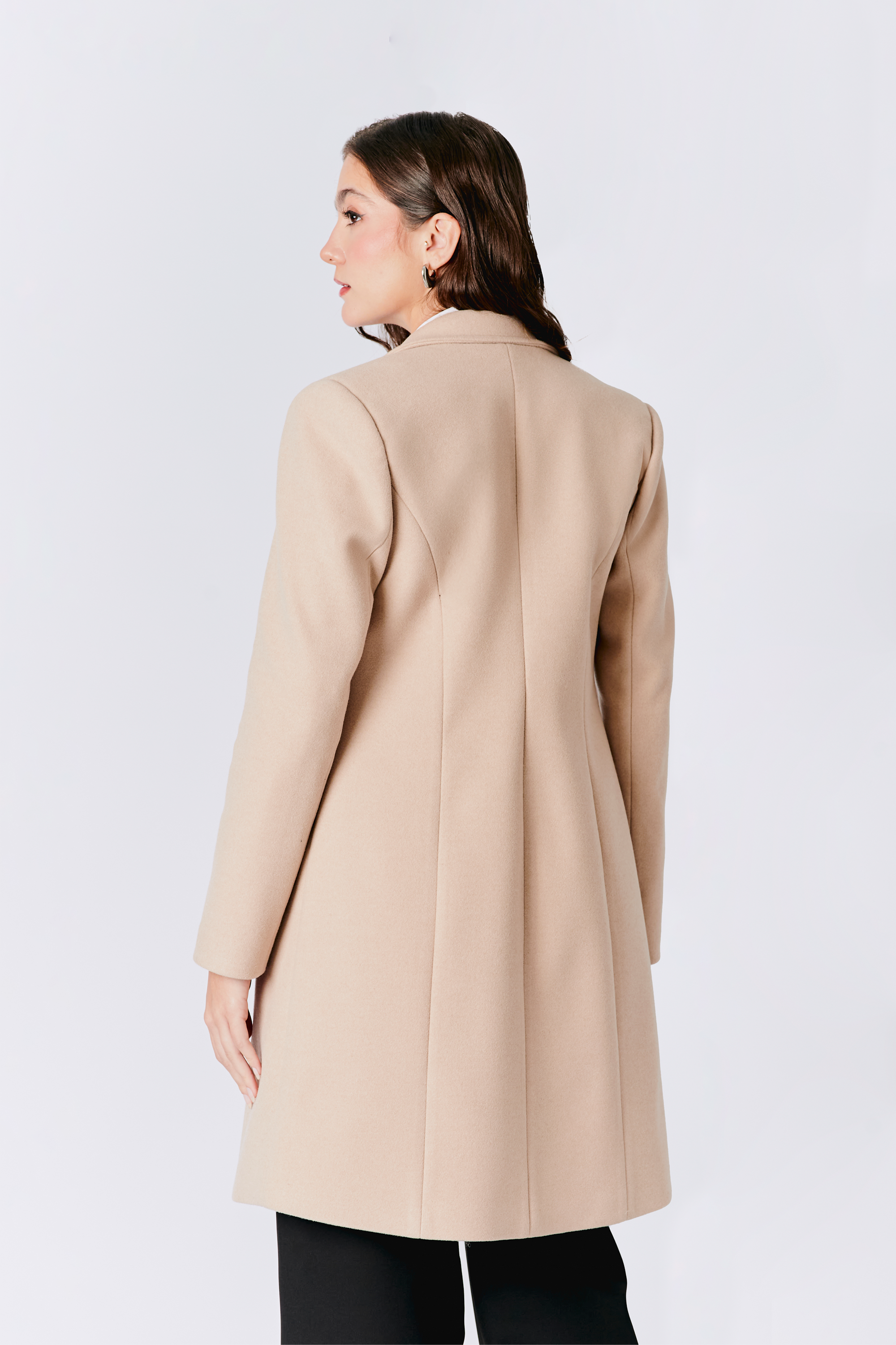 SACO ALTAMIRA LARGO CON BOLSILLOS FUNCIONALES BEIGE