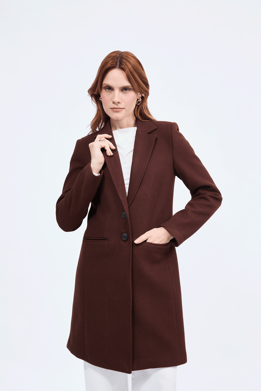 SACO ALTAMIRA LARGO CON BOLSILLOS FUNCIONALES MARRON