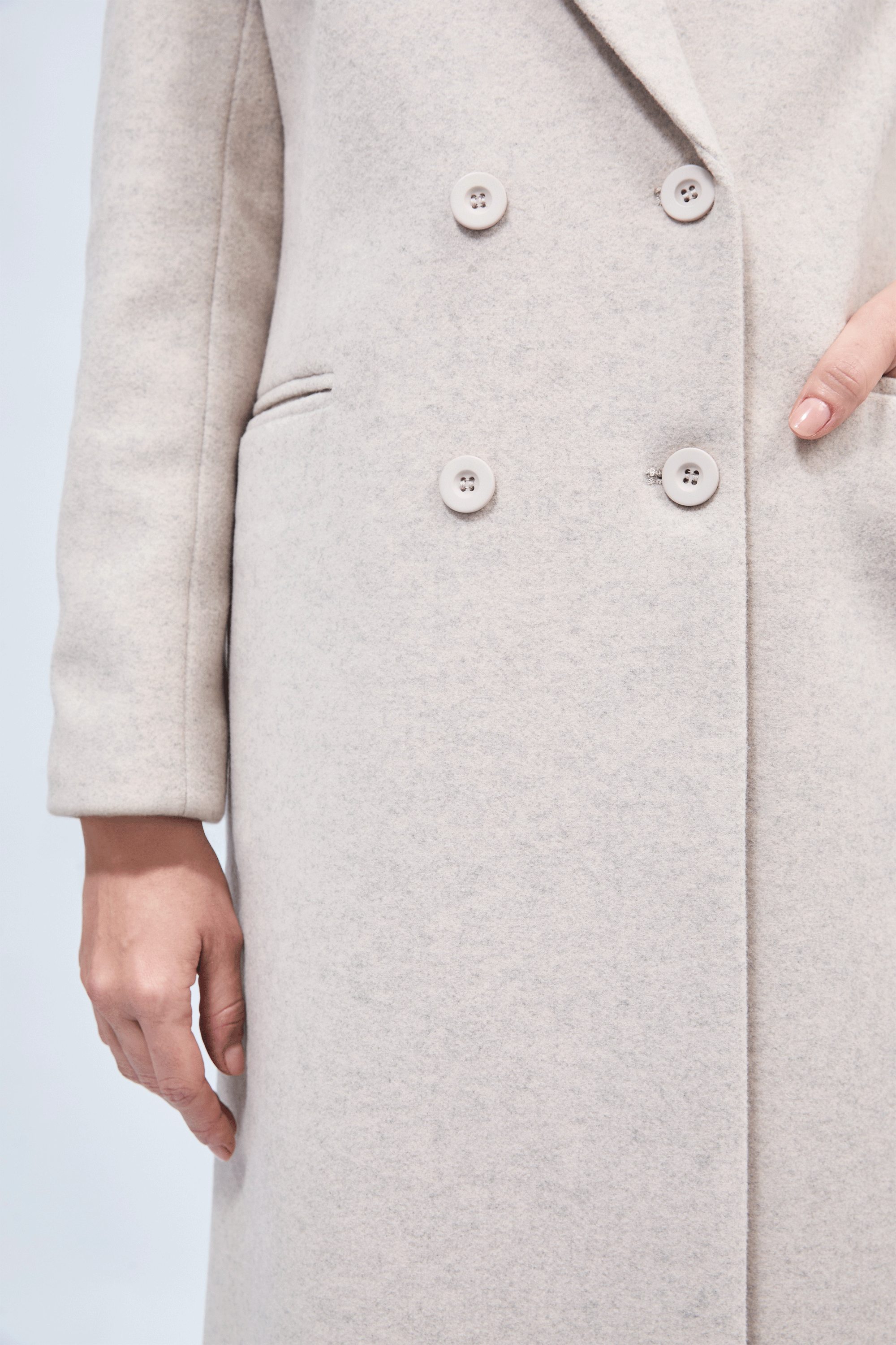 Saco Cameron largo con solapa y bolsillos funcionales Melange