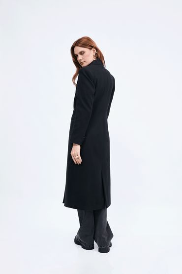 Saco Cameron largo con solapa y bolsillos funcionales Negro