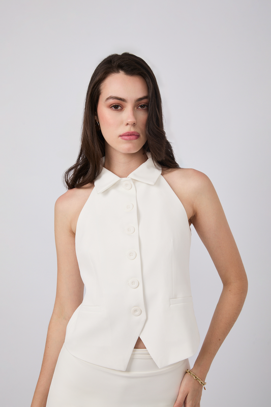 CHALECO HANNAH CON CUELLO CAMISERO Y BOLSILLOS FUNCIONALES PERLA [PRE-VENTA]