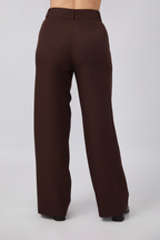 PANTALON SEMI PALAZZO CON BOLSILLOS LATERALES MARRON - DHALIA