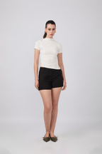 POLO ASIMÉTRICO MANGA CORTA DRAPEADO PERLA - ASIA