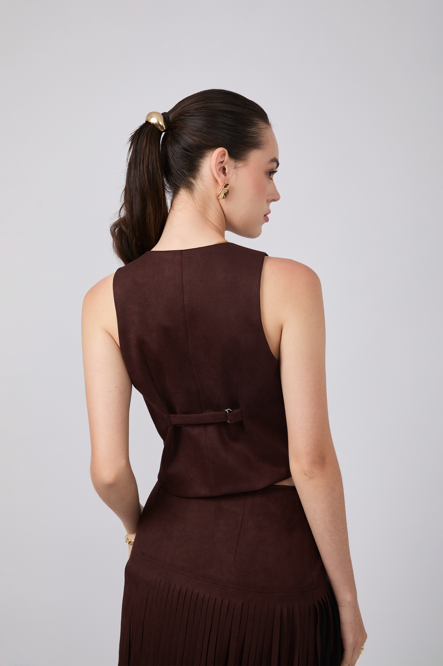 CHALECO SASTRERO SUEDE MARRÓN