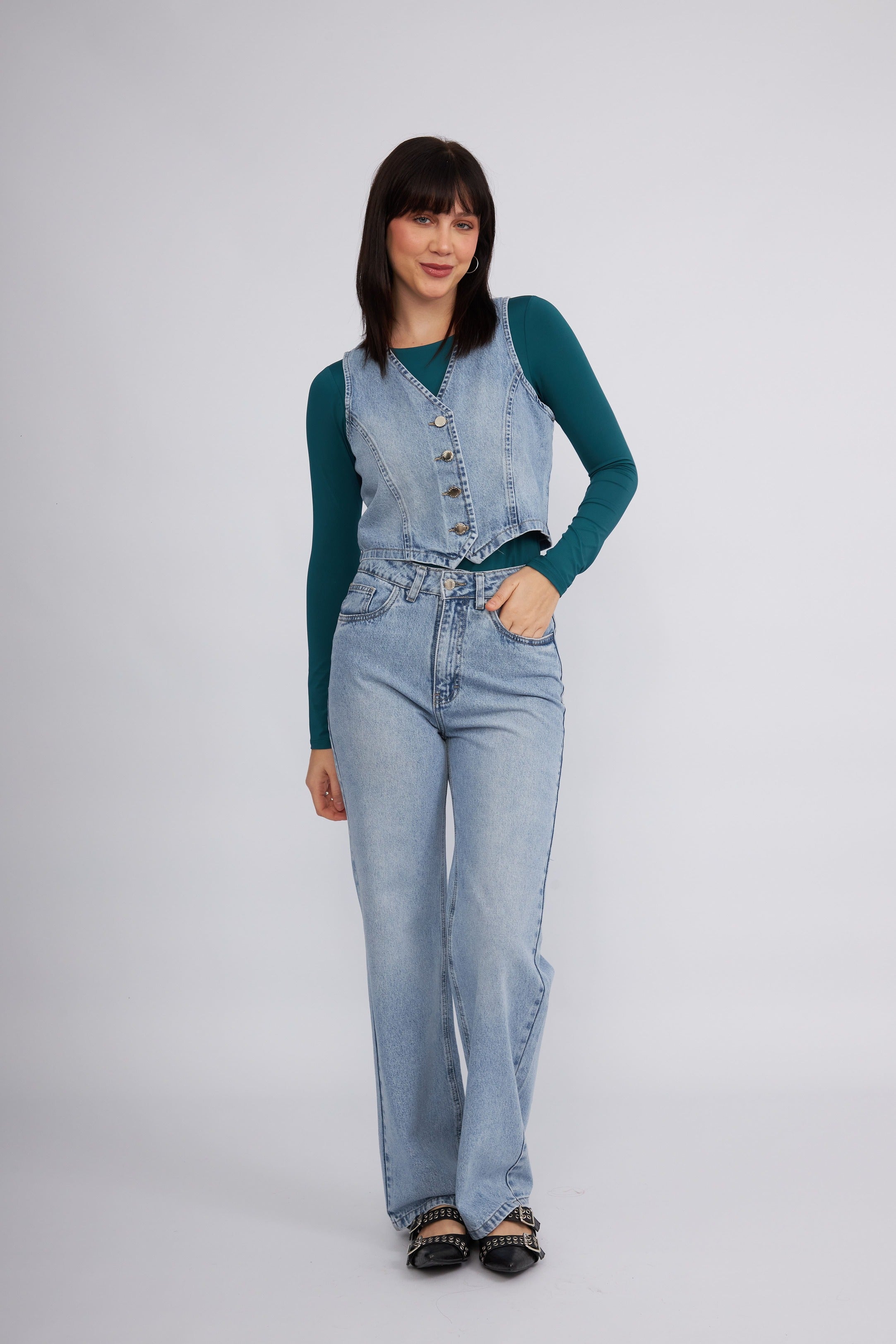 Palazzo Denim high-waisted pants with pockets, Celeste Day.