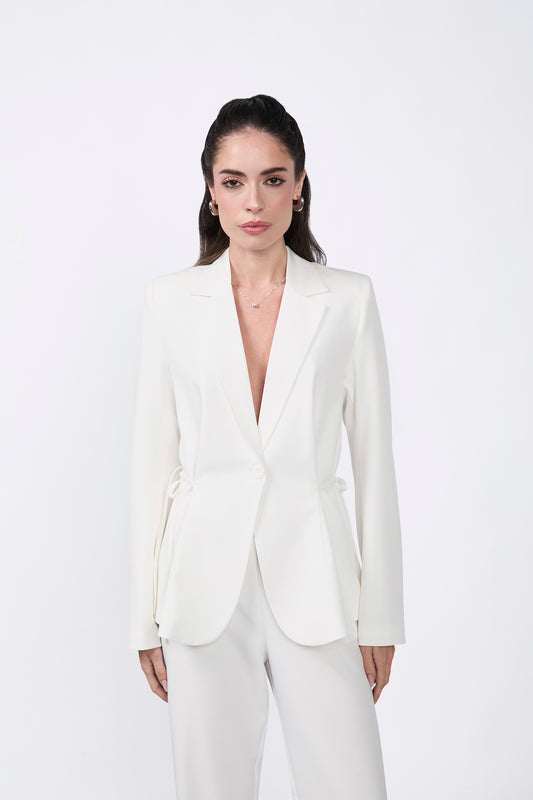 Blazer Sienna con solapa y amarre cintura perla