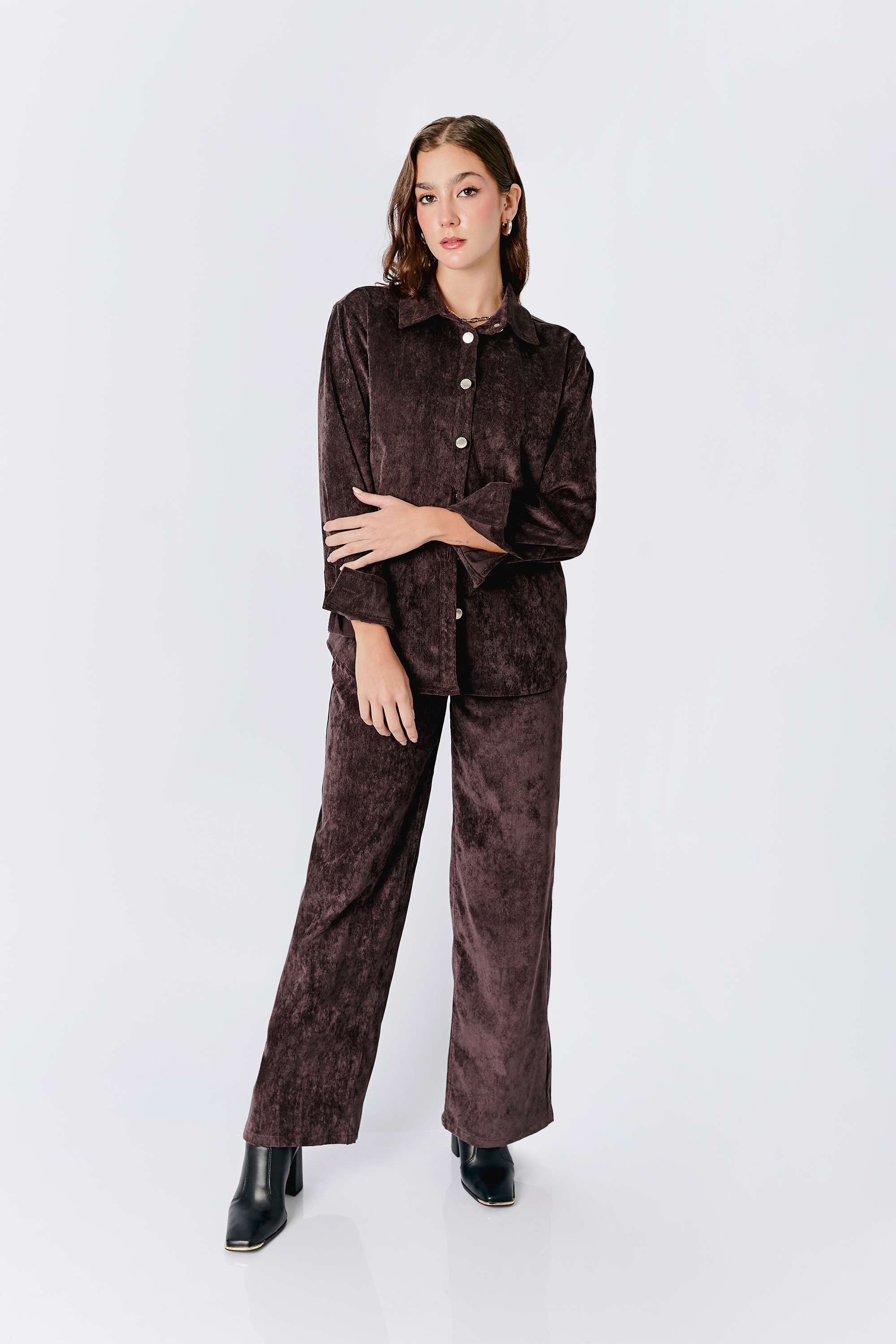 CAMISA THAIS DE CORDUROY MANGA LARGA MARRÓN