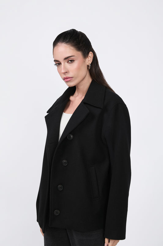 Casaca Kenia semi-oversize con bolsillos laterales negro