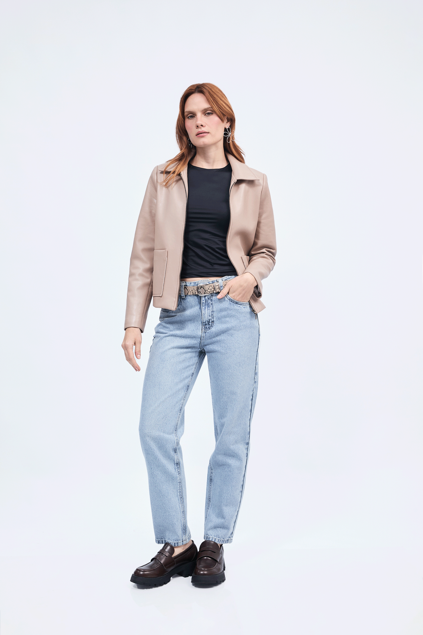CASACA GINEBRA DE CUERINA CON CIERRE BEIGE