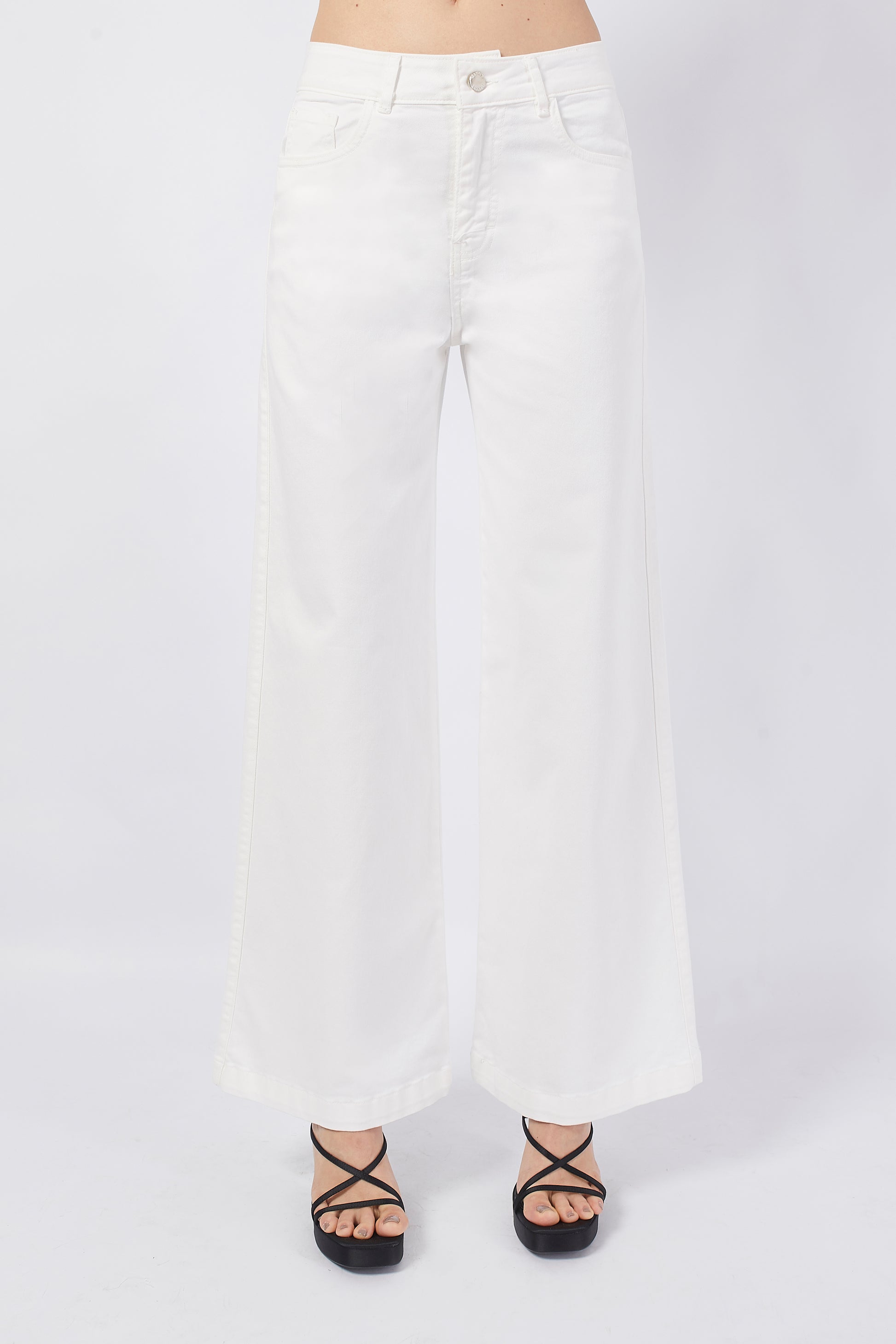 MAXI WIDE LEG JEANS