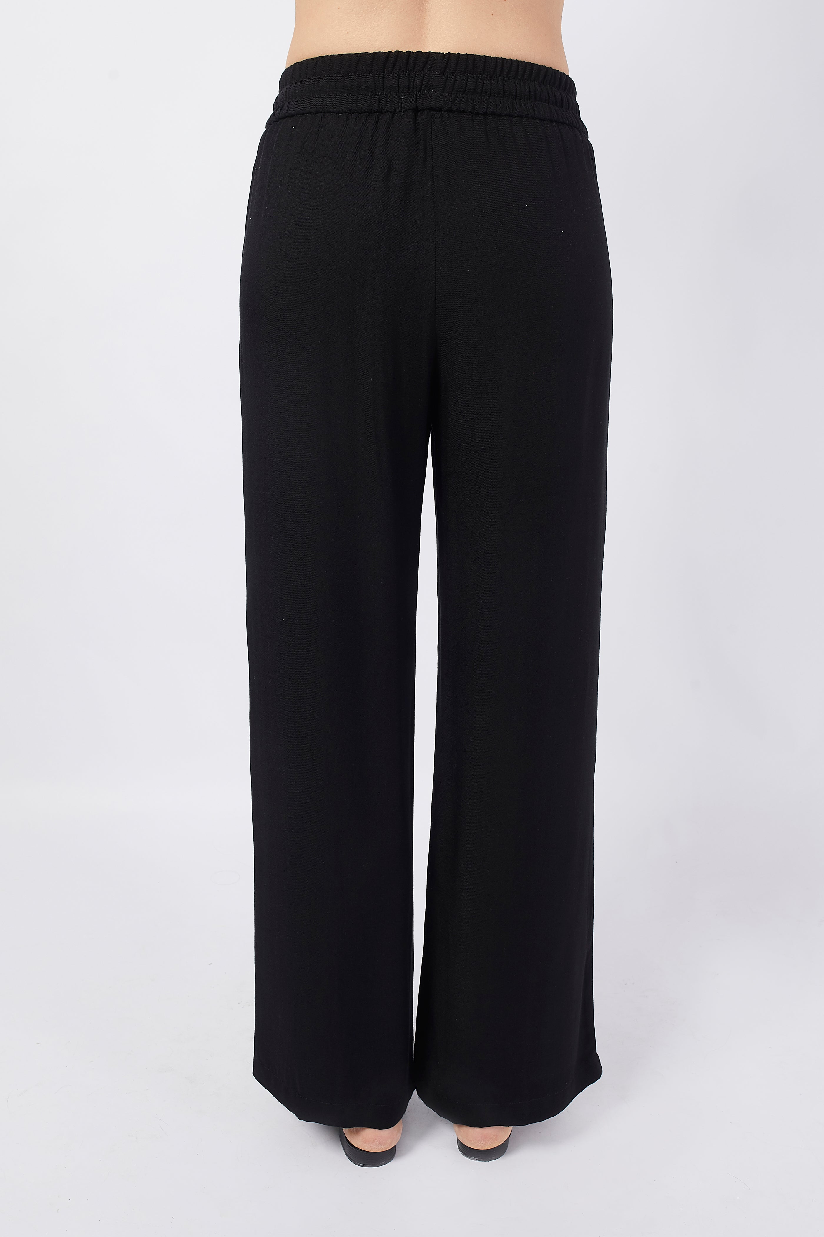 Pantalón Negro - Arya Zaria