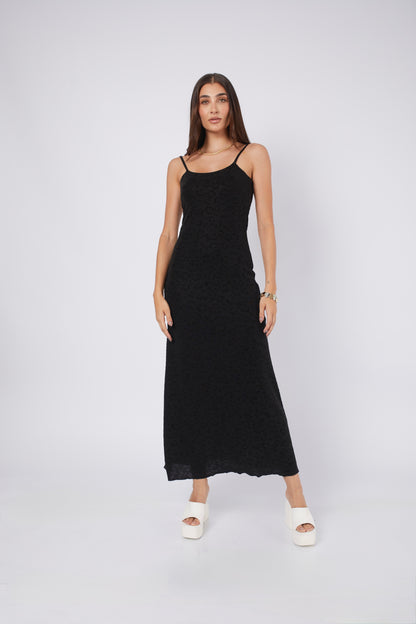 VESTIDO DE ENCAJE KYLIE PRINT NEGRO