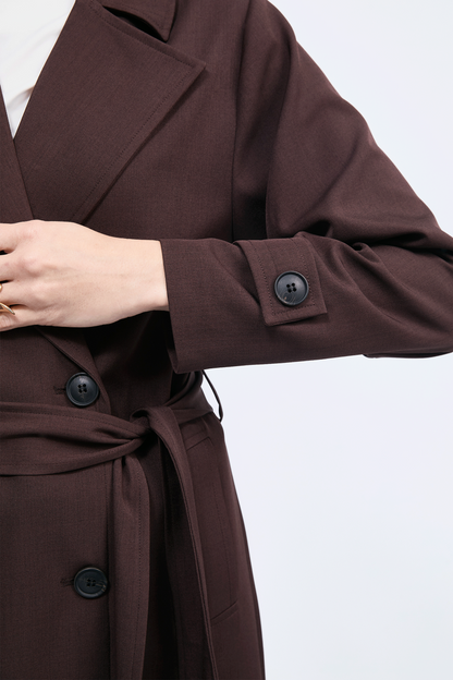 Gabardina Becca larga con abertura y bolsillos funcionales Marron