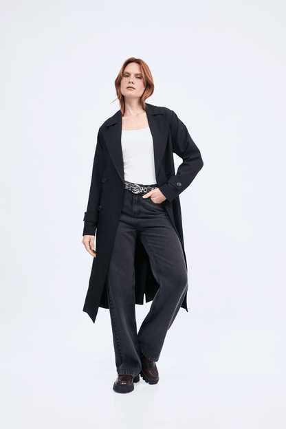 Gabardina Becca larga con abertura y bolsillos funcionales negro