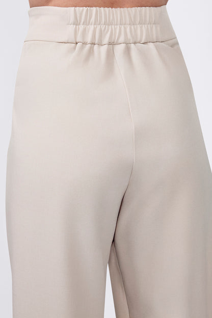 Pantalón Sienna recto con cierre lateral invisible beige