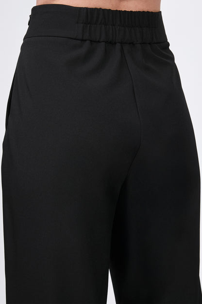 Pantalón Sienna recto con cierre lateral invisible negro