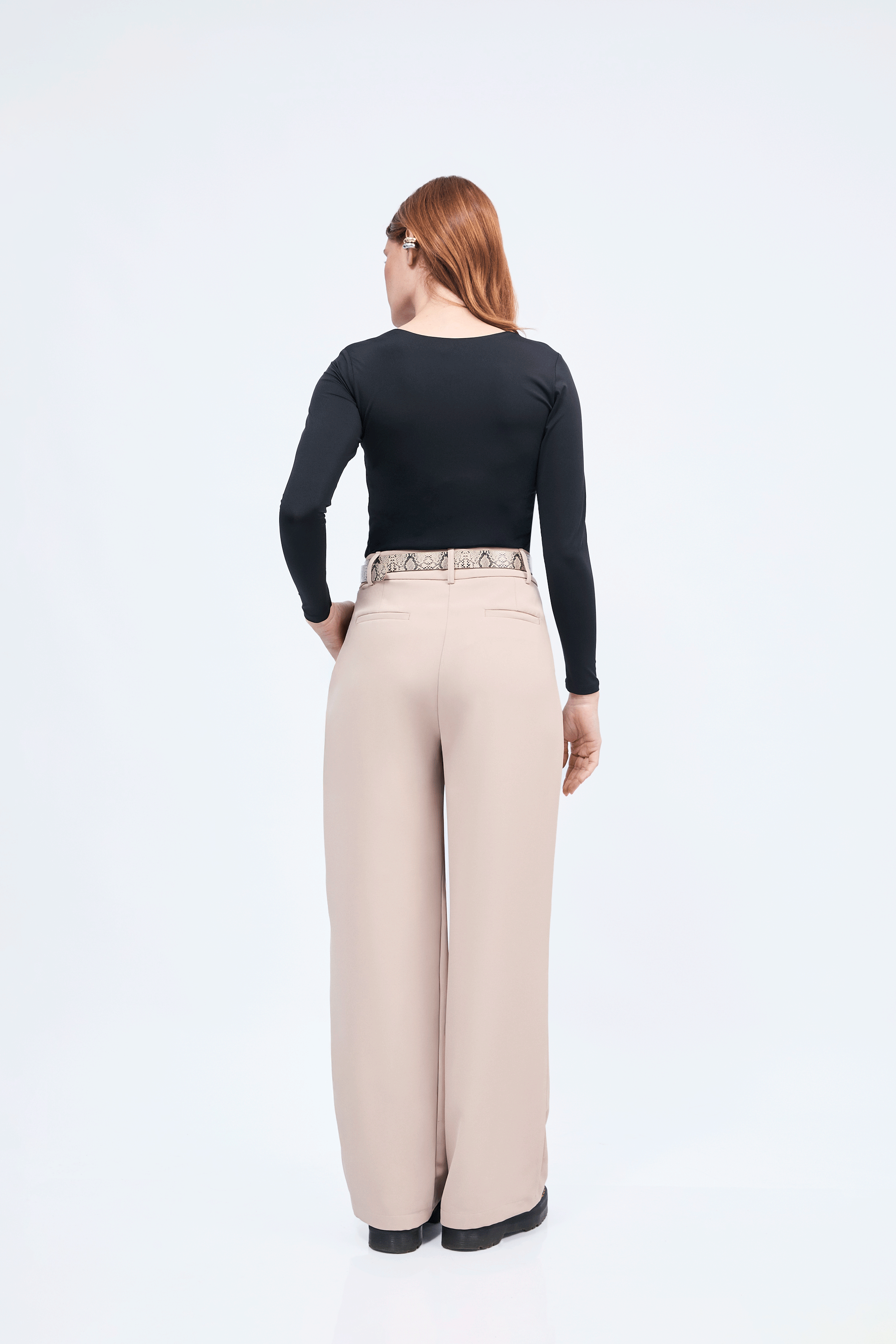 Top Alissa escote cuadrado y manga larga negro