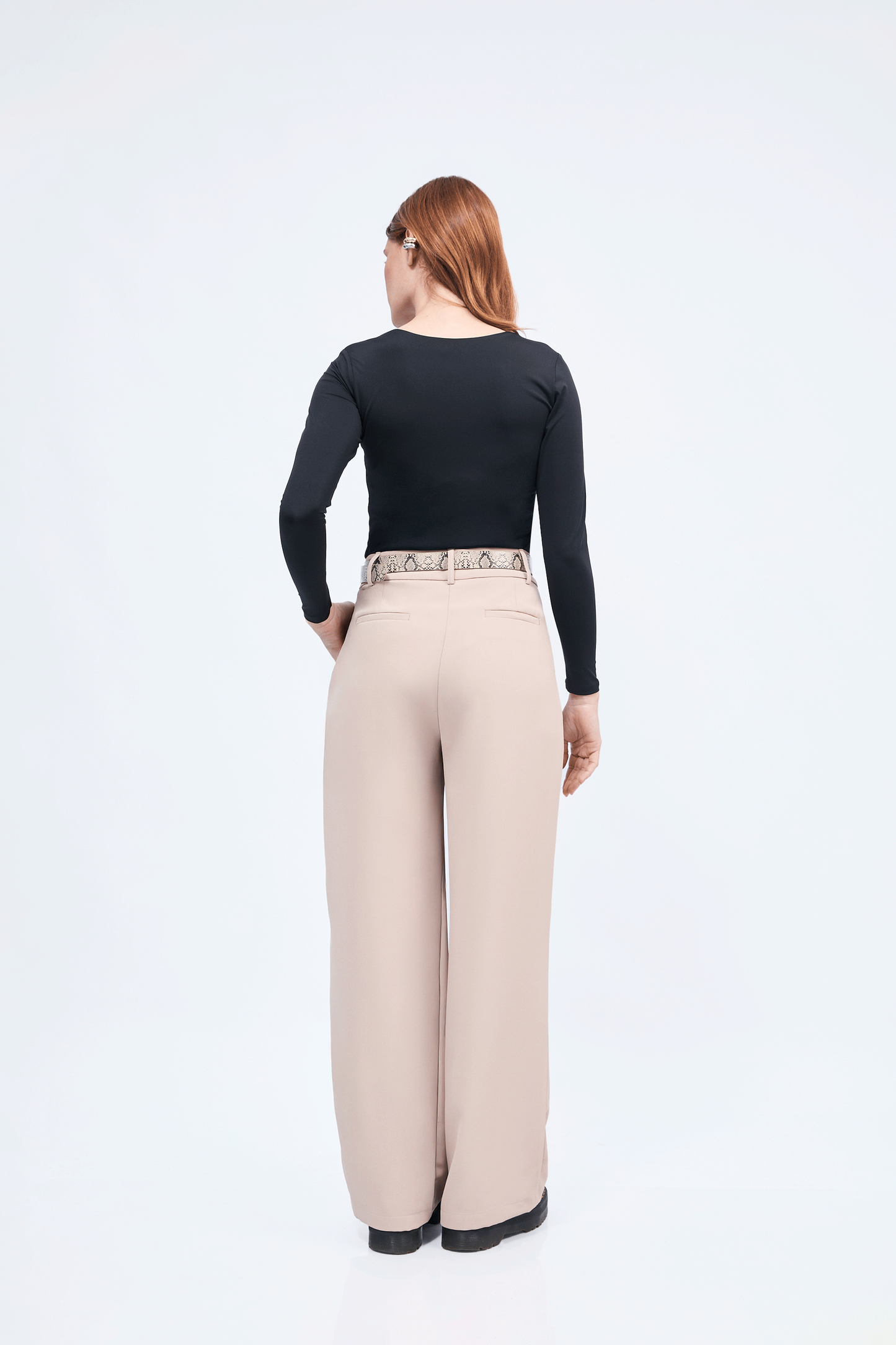 Top Alissa escote cuadrado y manga larga negro