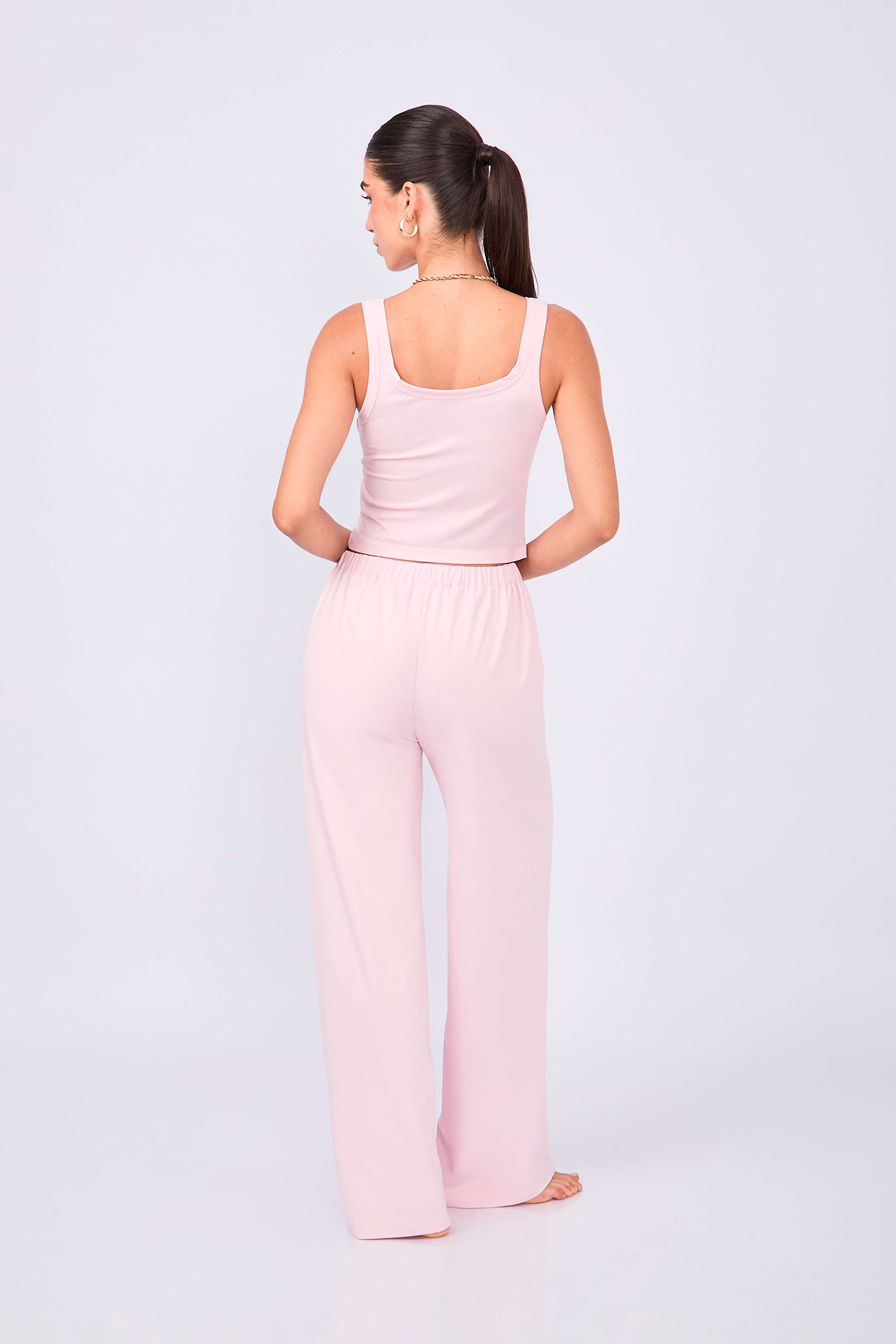 PIJAMA DE ALGODÓN PIMA CON TOP Y PANTALÓN EN ROSA – CHLEO
